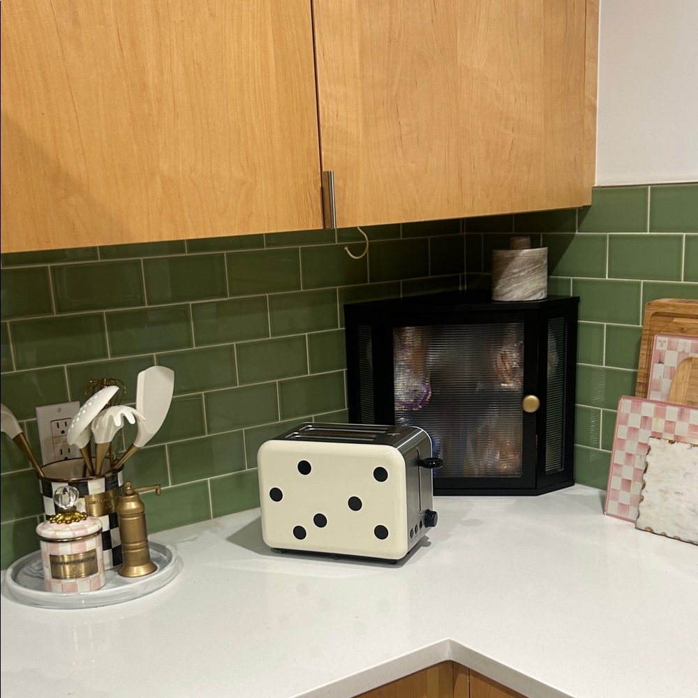 Kate Spade Cream and Black Polka Dot Toaster